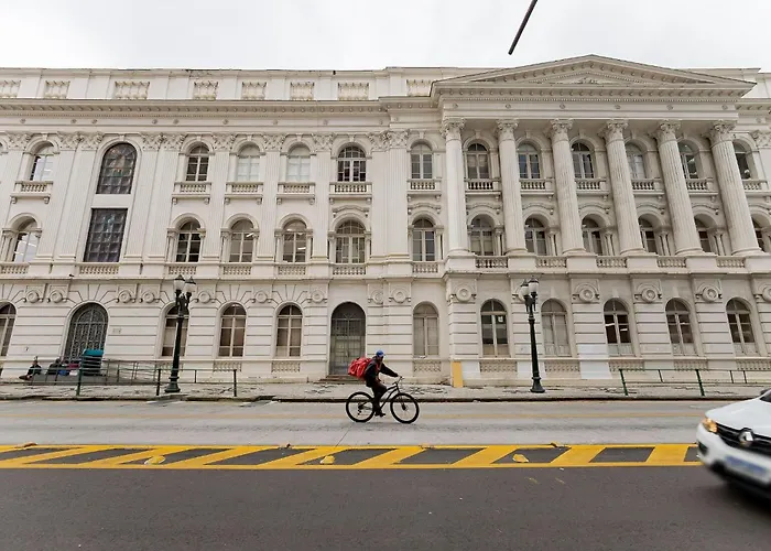Edifício Ambassador | Centro | Gonzaga Stays